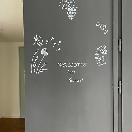 Ivy Near Amsterdam 度假居 *